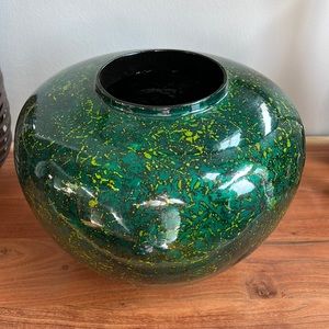 green vase